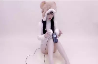 晓美ASMR 白丝 口腔音舔耳弹舌音按摩喘息_｜4k_Wheezing_oral_sound_licking_ear_playing-ASMRPU