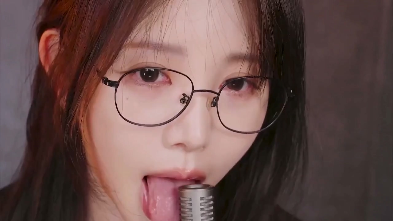 Yoonying_夜晚和女上司共处一室_-ASMRPU