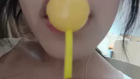 白喵_棒棒糖舔舐舔屏-ASMRPU