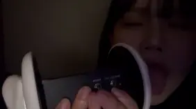 ASMR #YD 女友甜蜜的亲吻 😍-ASMRPU