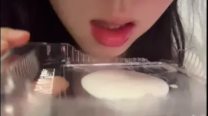 ASMR_困困不困 酸奶舔舔-ASMRPU